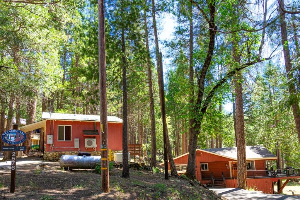 Yosemite's Riverfront Retreat Holiday home *