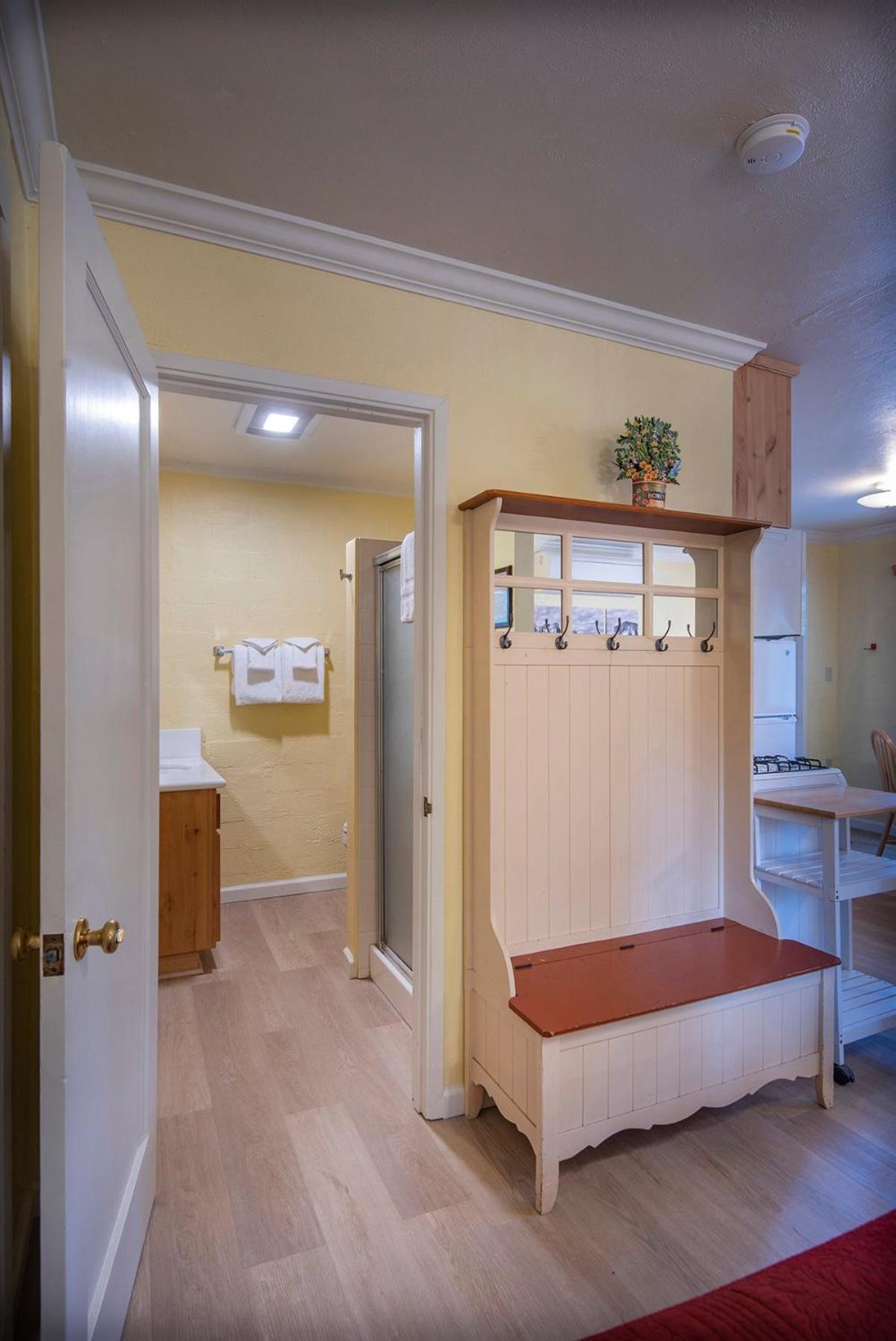 Yosemite's Riverfront Retreat Holiday home *